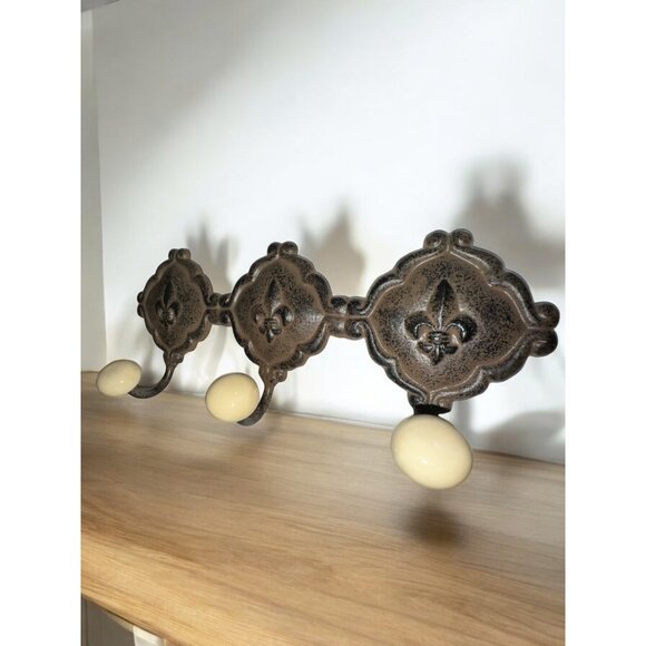 Antique Bronze Wall-Mounted Coat Rack With 3 Ceramic Knobs - Picture 2 of 4